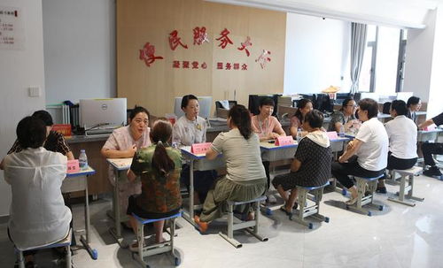 家庭教育心連心，公益咨詢暖萬家——鄭州市教育局關(guān)工委家庭教育公益咨詢活動(dòng)走進(jìn)惠濟(jì)區(qū)弓寨黨群服務(wù)中心